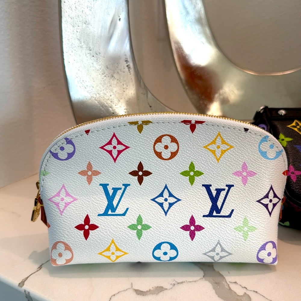 BRAND NEW LOUIS VUITTON X MURAKAMI POUCH CLUTCH COSMETIC BAG 2025 WHITE